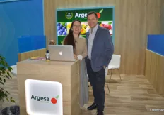 Argesa are exporters of blueberries, citrus, apples and pears from Argentina, with Tanja Gruber based in Germany and Ing. Cesar E. Madeo over in Argentina.